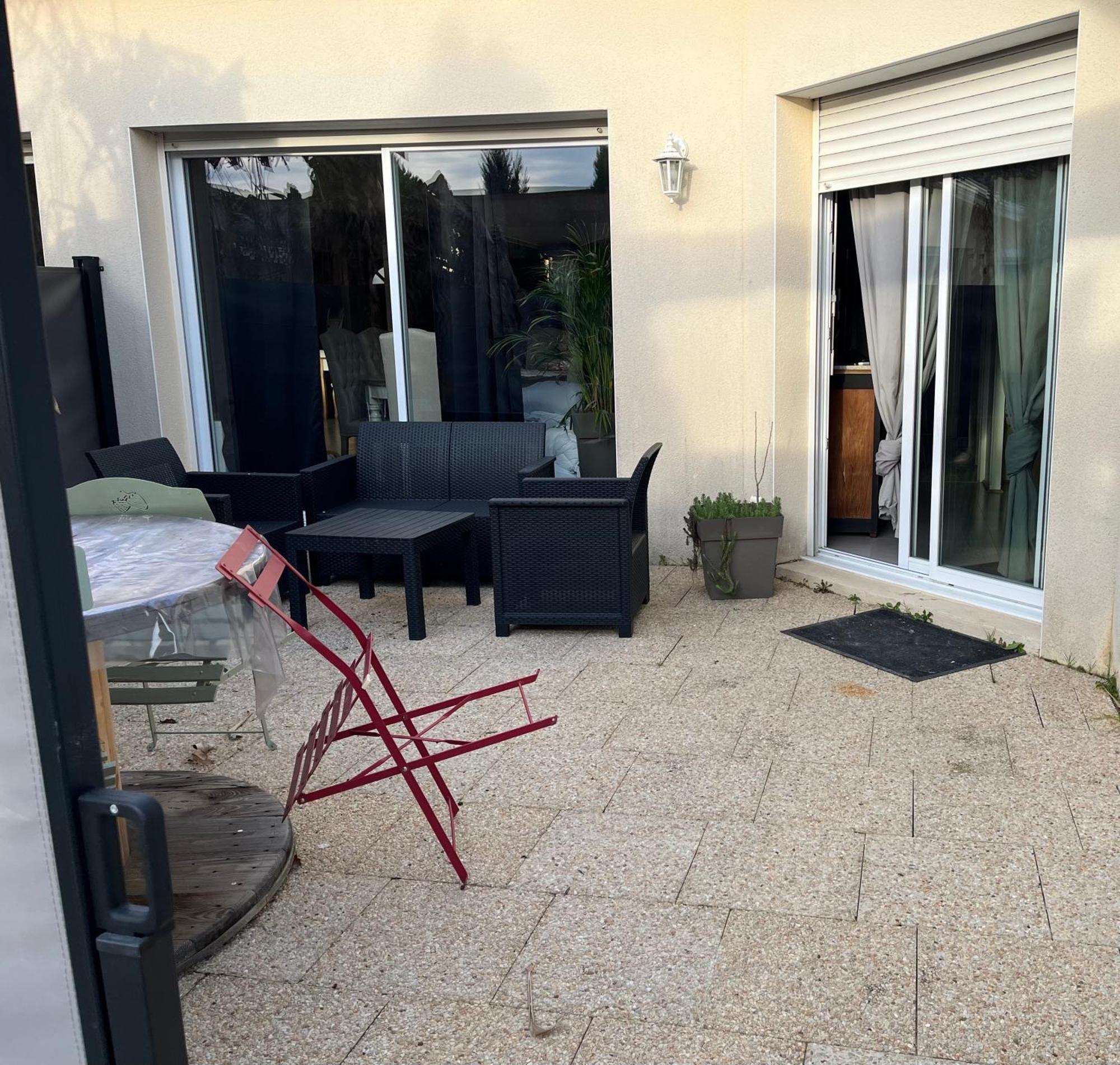Charmant T2, Cl 3 Etoiles, 4 Lits, 4 Personnes Et 1Enfant, Parking Et Terrasse Saint-Sever  Zewnętrze zdjęcie